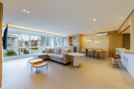Apartamento com 3 Quartos para alugar, 145m² no Petrópolis, Porto Alegre