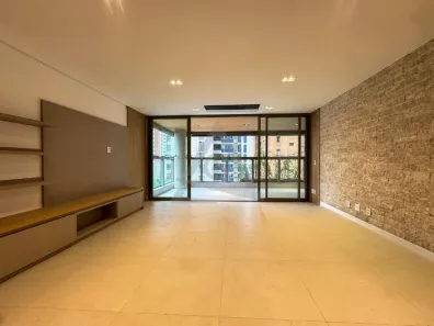 Apartamento com 3 Quartos para alugar, 156m² no Cambuí, Campinas