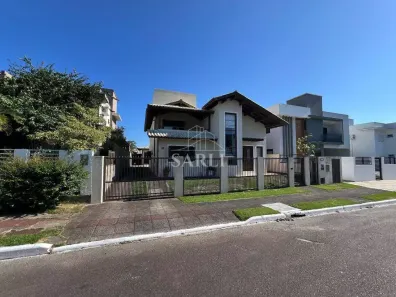 Casa com 5 Quartos à venda, 250m² no São João do Rio Vermelho, Florianópolis