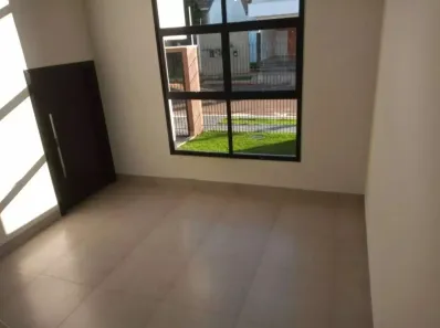 Sobrado com 3 Quartos à venda, 210m² no Jardim Alamar, Maringá