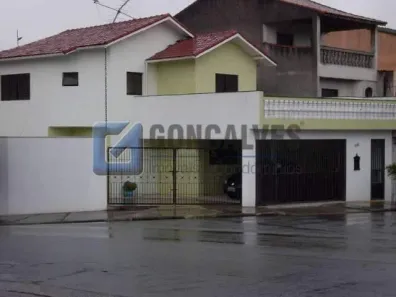 Sobrado com 3 Quartos à venda, 224m² no Jardim Las Vegas, Santo André