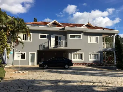 Casa de Condomínio com 4 Quartos à venda, 600m² no Alpes dos Araçás (Jordanésia), Cajamar