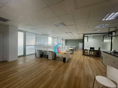 Sala Comercial para alugar, 305m² no Pinheiros, São Paulo
