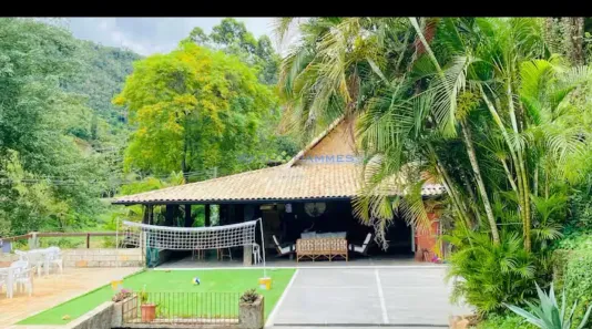 Casa com 5 Quartos à venda, 1300m² no Nogueira, Petrópolis