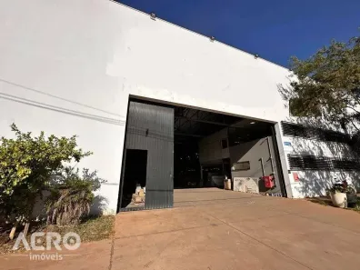 Galpão/Depósito/Armazém para venda ou aluguel, 2350m² no Vila Triagem, Bauru