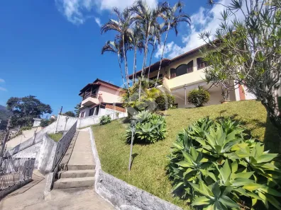 Casa com 3 Quartos à venda, 198m² no Panorama, Teresópolis