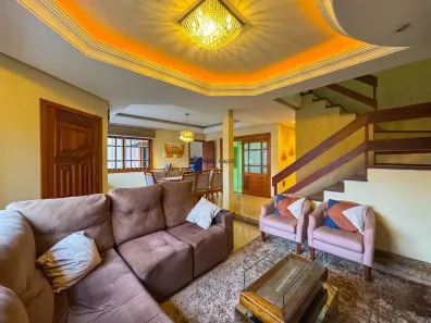 Casa de Condomínio com 4 Quartos à venda, 240m² no Igara, Canoas