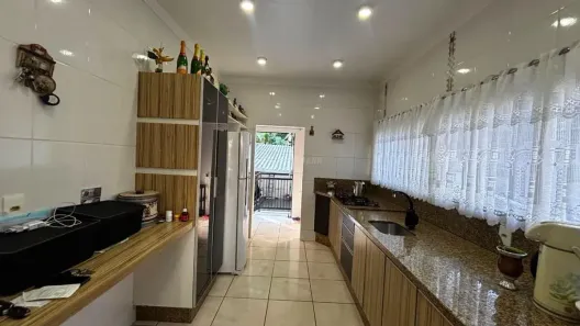 Casa com 3 Quartos para alugar, 120m² no Tifa Martins, Jaraguá do Sul
