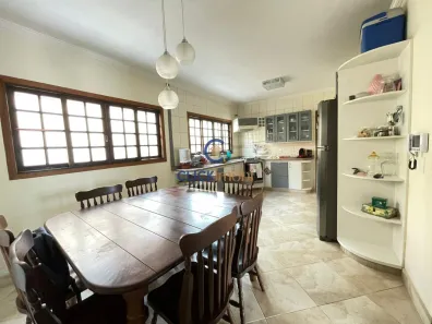 Casa com 3 Quartos à venda, 189m² no Jardim do Lago, Bragança Paulista