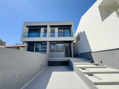 Casa com 3 Quartos à venda, 145m² no Lagoa da Conceição, Florianópolis