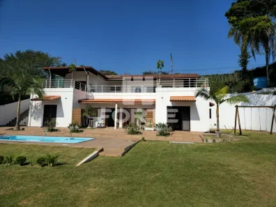 Fazenda/Sítio com 4 Quartos para alugar, 350m² no Canjicas, Arujá