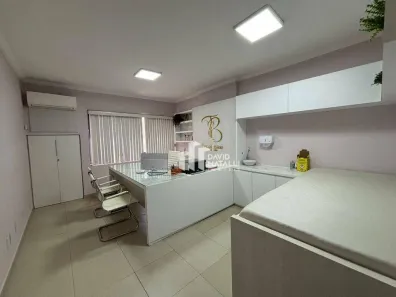 Sala Comercial para alugar, 32m² no Santa Lúcia, Vitória