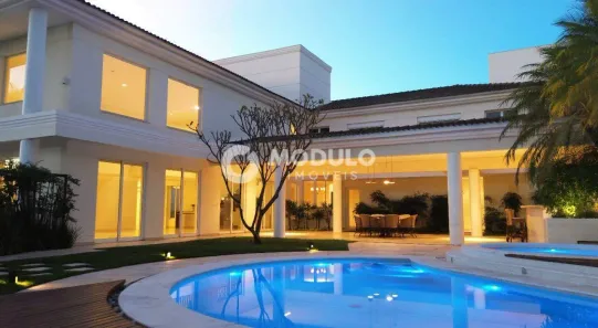 Casa de Condomínio com 3 Quartos à venda, 563m² no Jardim Sul, Uberlândia