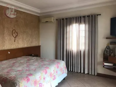 Casa de Condomínio com 4 Quartos à venda, 415m² no Jardim Maria Cândida, Caçapava