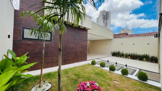 Casa com 3 Quartos à venda, 232m² no Parque Amazônia, Goiânia