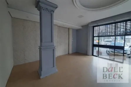 Ponto Comercial para alugar, 78m² no Três Figueiras, Porto Alegre