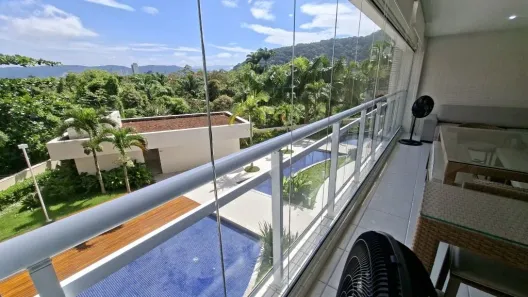 Apartamento com 3 Quartos para alugar, 158m² no Mar e Céu, Guarujá