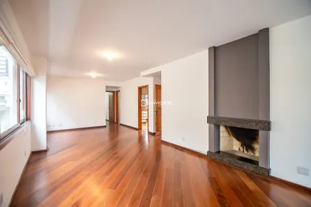 Apartamento com 3 Quartos para alugar, 140m² no Auxiliadora, Porto Alegre