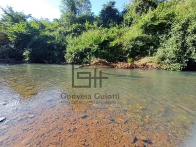 Fazenda/Sítio com 3 Quartos à venda, 242000m² no , Pirenópolis
