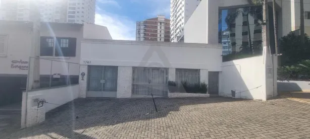 Imóvel Comercial com 4 Quartos à venda, 227m² no Cambuí, Campinas