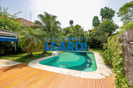 Sobrado com 4 Quartos à venda, 1023m² no Jardim Cordeiro, São Paulo