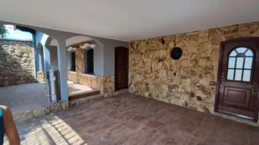 Casa com 3 Quartos para alugar, 168m² no Piracicamirim, Piracicaba