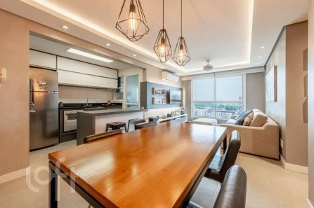 Apartamento com 2 Quartos à venda, 75m² no Passo da Areia, Porto Alegre
