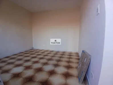 Casa com 2 Quartos para alugar, 85m² no Vila dos Remédios, São Paulo