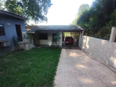 Casa com 2 Quartos à venda, 120m² no Vila Nova, Porto Alegre