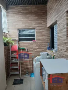 Sobrado com 3 Quartos à venda, 177m² no Jardim das Belezas, Carapicuíba