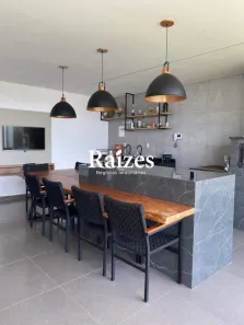 Casa com 4 Quartos à venda, 198m² no Jardim Patrícia, Uberlândia