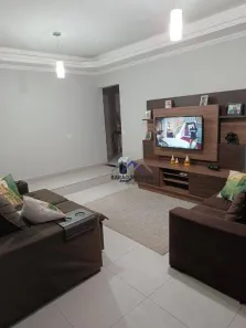 Casa com 3 Quartos à venda, 360m² no Vila Nambi, Jundiaí