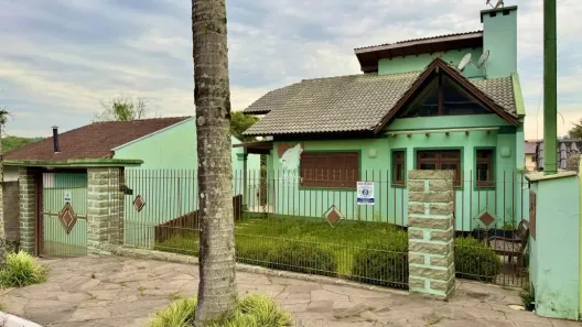 Casa com 3 Quartos para alugar, 150m² no Travessão, Dois Irmãos