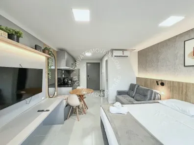 Apartamento com 1 Quarto para alugar, 27m² no Três Figueiras, Porto Alegre