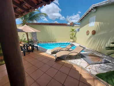 Casa com 4 Quartos à venda, 254m² no Jardim São Bento, Uberaba