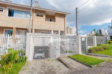 Sobrado com 3 Quartos para alugar, 159m² no Bigorrilho, Curitiba