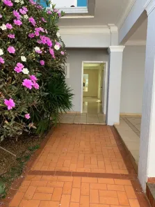 Casa com 3 Quartos à venda, 300m² no Santa Mônica, Uberlândia