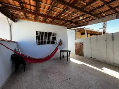 Casa com 2 Quartos à venda, 62m² no Centro, Peruíbe