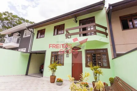 Casa de Condomínio com 3 Quartos à venda, 136m² no Capão Raso, Curitiba