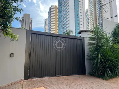 Sobrado com 3 Quartos à venda, 344m² no Vivendas do Bosque, Campo Grande