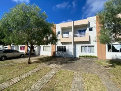 Sobrado com 2 Quartos para alugar, 55m² no Uvaranas, Ponta Grossa