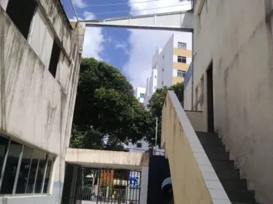 com 1 Quarto à venda, 1708m² no Barbalho, Salvador