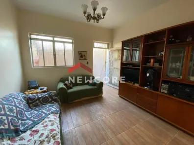 Sobrado com 4 Quartos à venda, 151m² no Centro, Bauru