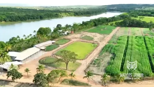 Fazenda/Sítio à venda, 999999999m² no , Três Marias
