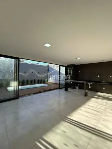 Casa com 3 Quartos à venda, 180m² no Jardim Inconfidência, Uberlândia