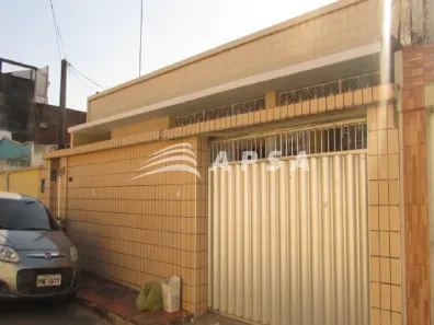 Casa com 4 Quartos para alugar, 176m² no Vila Velha, Fortaleza