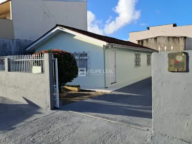 Casa com 3 Quartos à venda, 140m² no Forquilhinha, São José