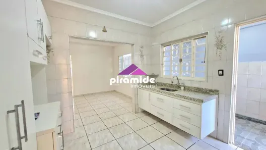 Casa com 2 Quartos à venda, 133m² no Bosque dos Eucaliptos, São José dos Campos