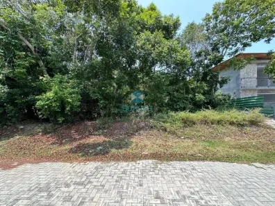 Lote/Terreno à venda, 700m² no Praia do Forte, Mata de São João