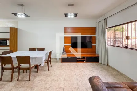 Casa com 2 Quartos à venda, 300m² no Vila Firmiano Pinto, São Paulo